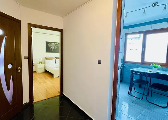 Old Town Ateneu Apartman *